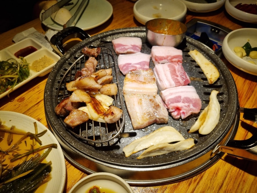 초필살돼지구이 동래점 사진 1