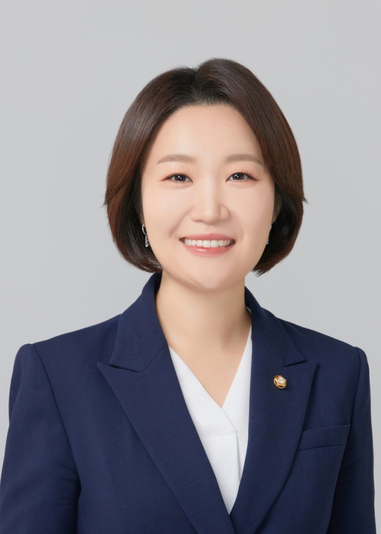 이소영 <b>국회 의원</b> 프로필 고향... 형소법 개정안 기권, <b>곽상언</b> 반대