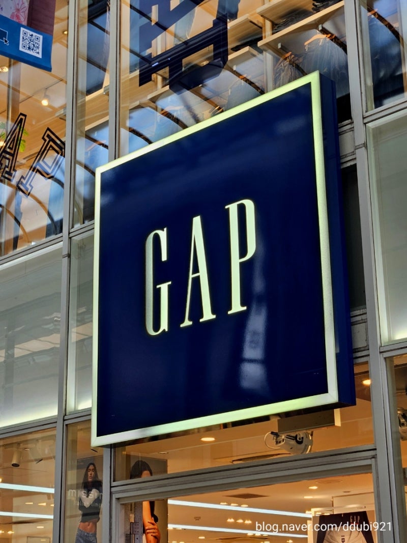 오사카 임산부 여행 : 신사이바시 갭 GAP 아기옷 쇼핑 출산 선물 리스트