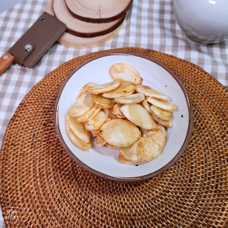 초간단 맥주안주 만들기 떡국떡 구이 레시피 추천
