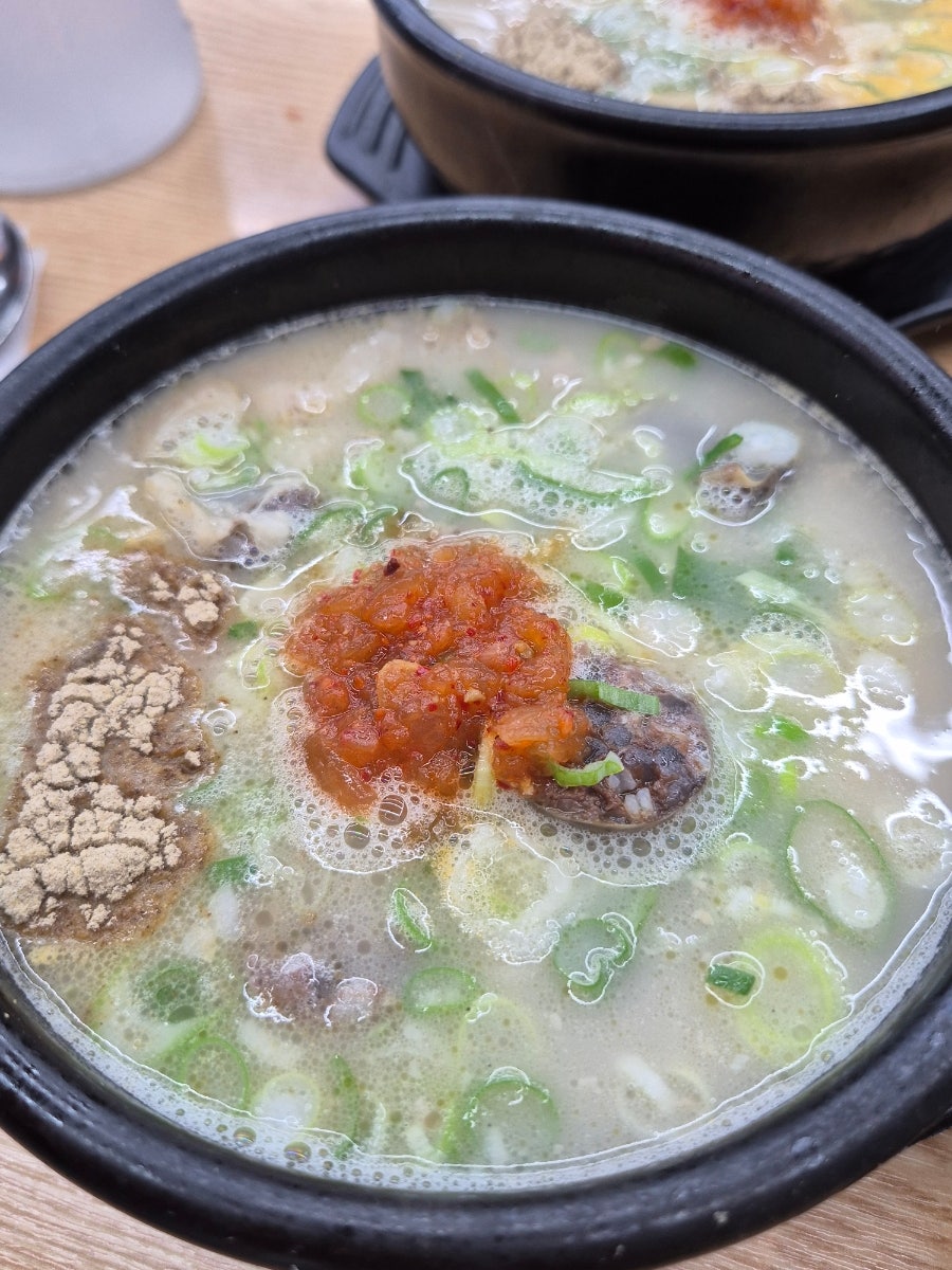 영진돼지국밥 경성부경점 사진 5