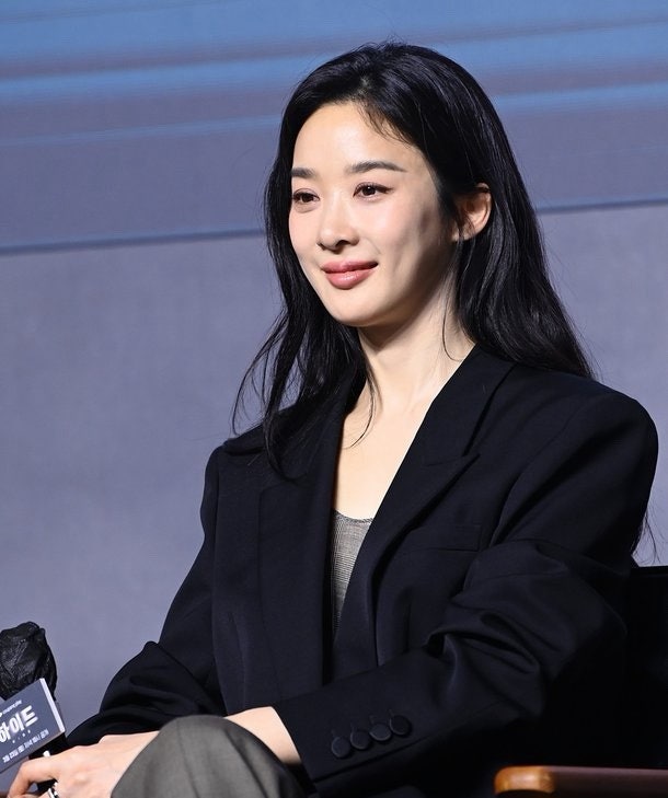 40대인데 비결은?☝️이청아 세련미 분위기 피부 패션 자기관리 루틴