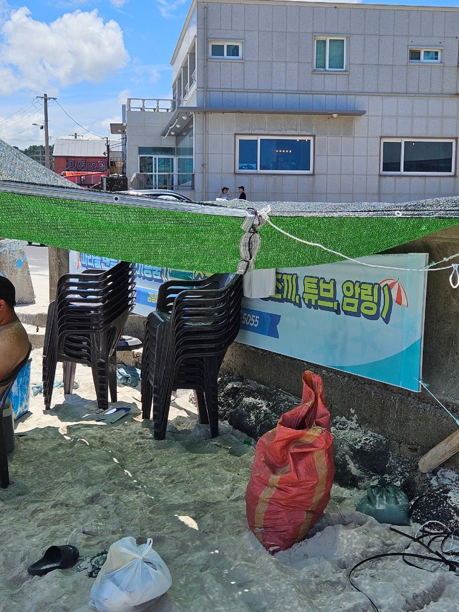 자담치킨 제주애월점 사진 2