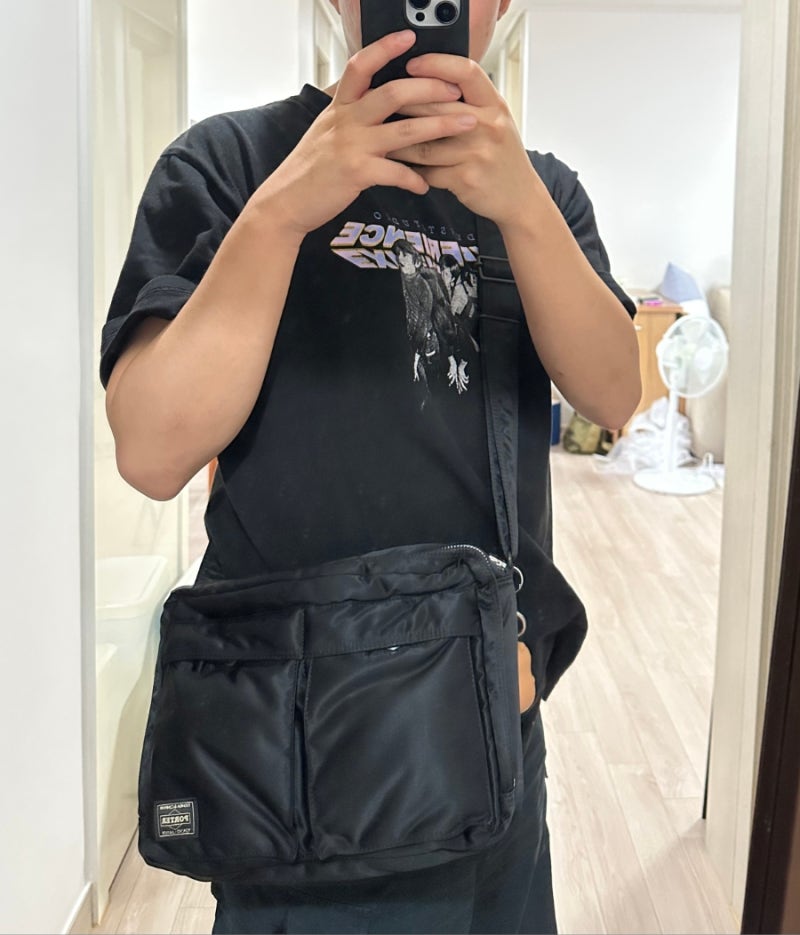 남자친구 가방 선물 추천 포터 슬링백 | 포터 올 뉴 탱커 슬링백 집 라지 블랙 가격, 솔직 후....