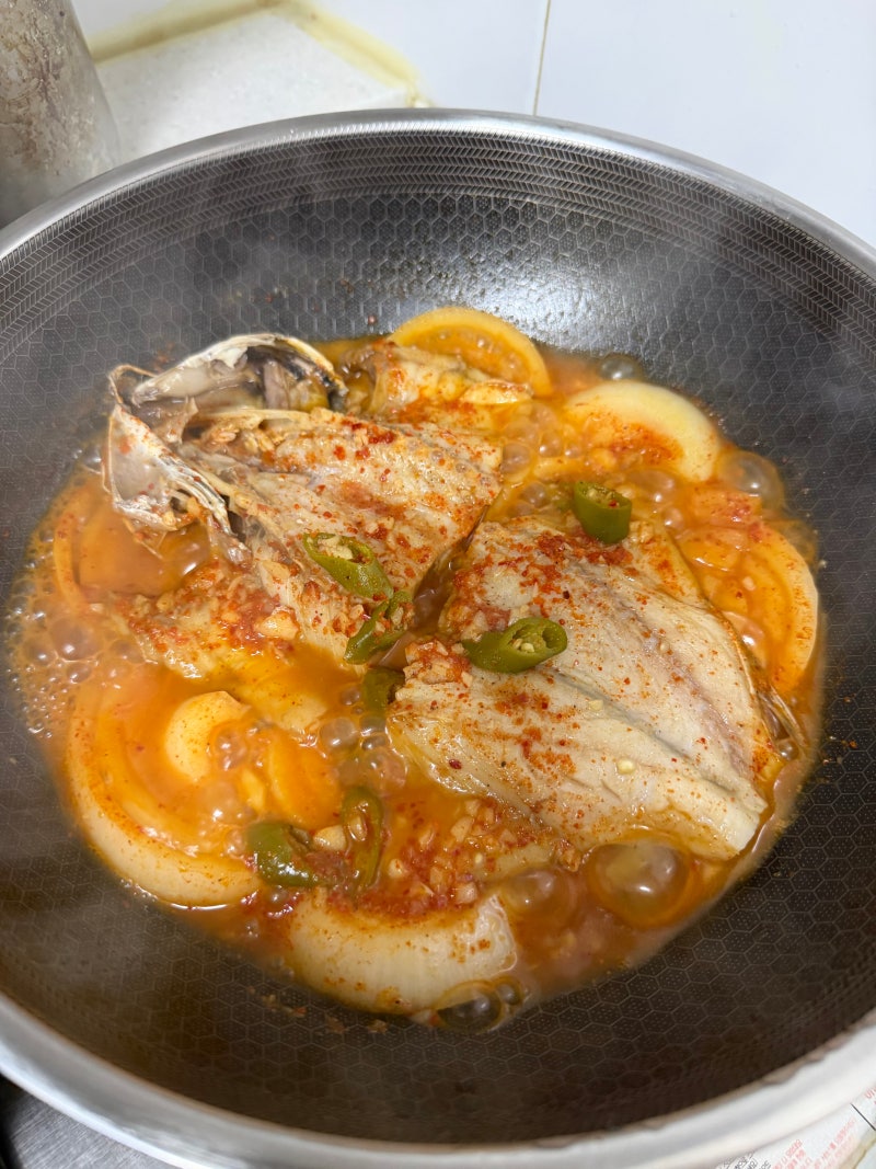 (요리조리) 칼칼한 반건조 민어조림 지금이 제철입니다