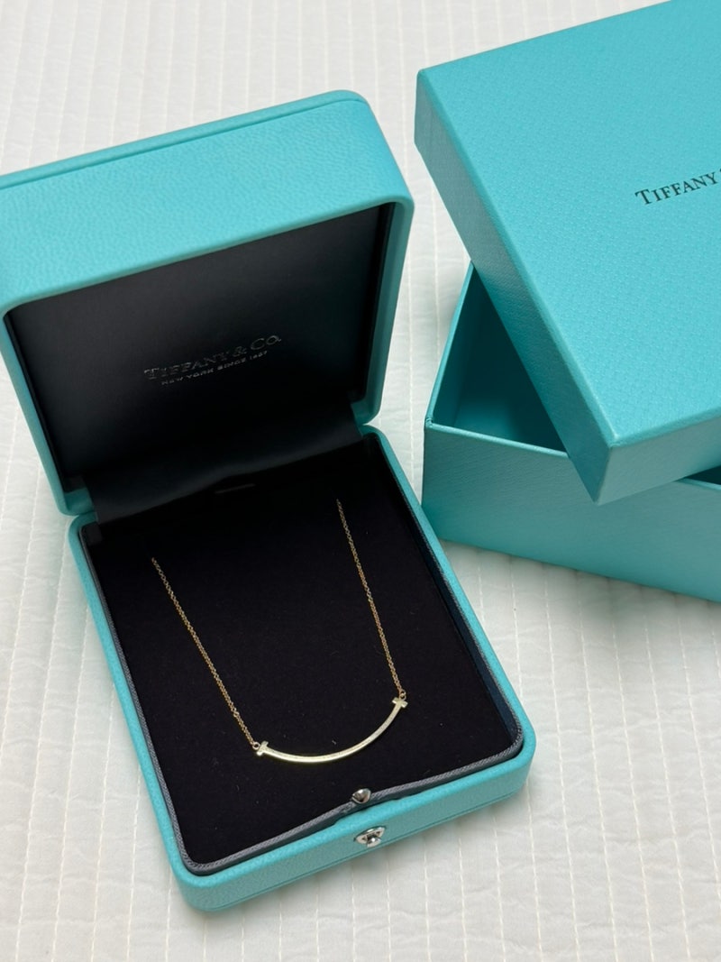 티파니앤코 스마일 스몰 펜던트 옐로우 골드 가격 실착 후기