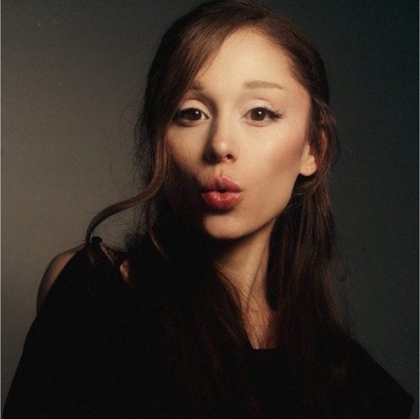 가사 번역 해석 발음ㅣAriana Grande 아리아나 그란데 - Kiss Me 키스미 노래 뜻 곡 정보 총정리
