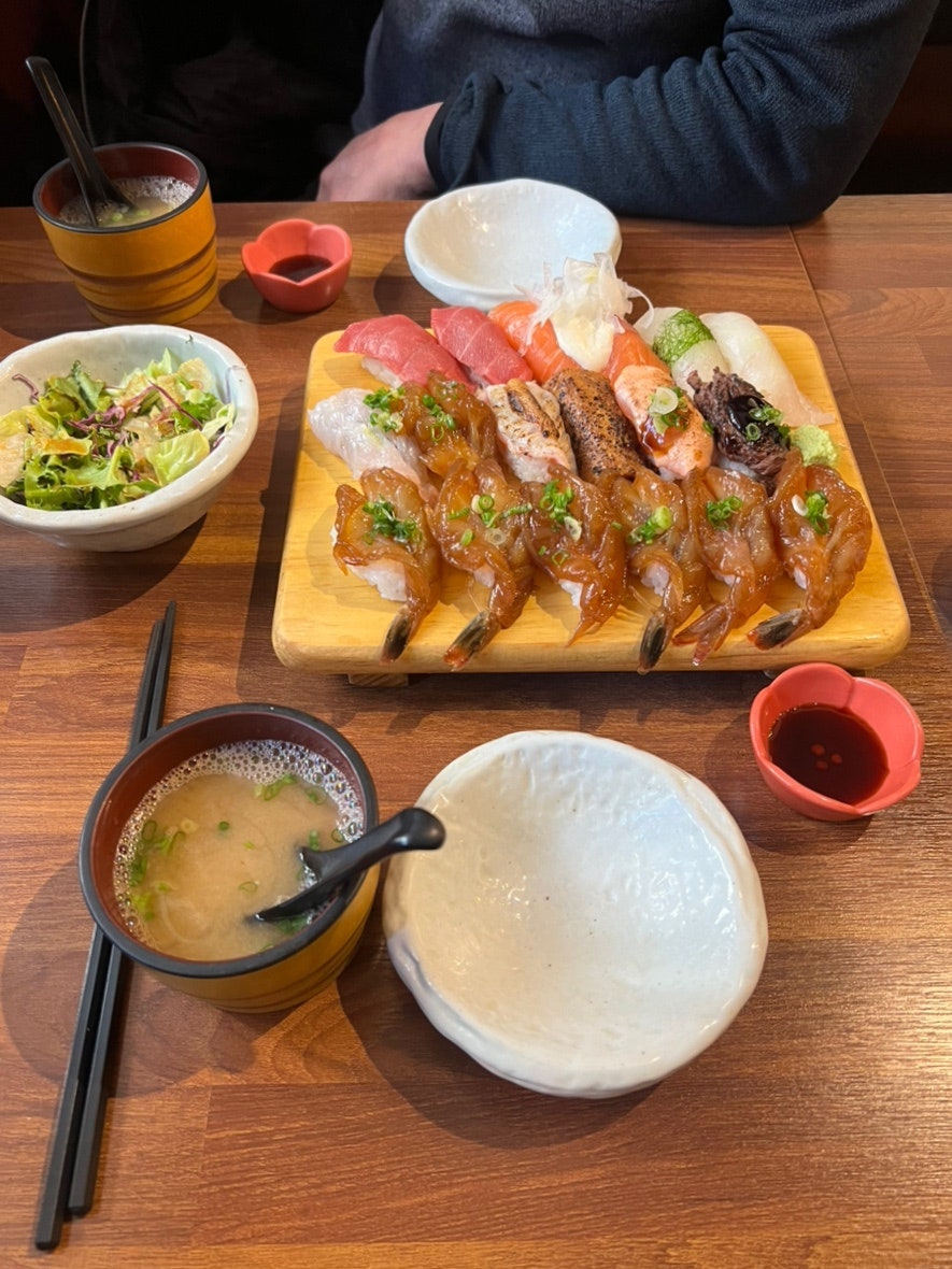 동백꽃초밥 사진 1