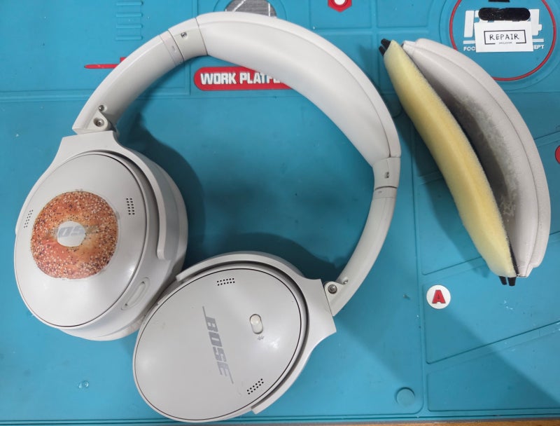 보스 QC45 수리 BOSE QC45 헤드밴드 교체 수리 20 - 보스 헤드폰 택배 수리. 서울시 서초구 잠원동