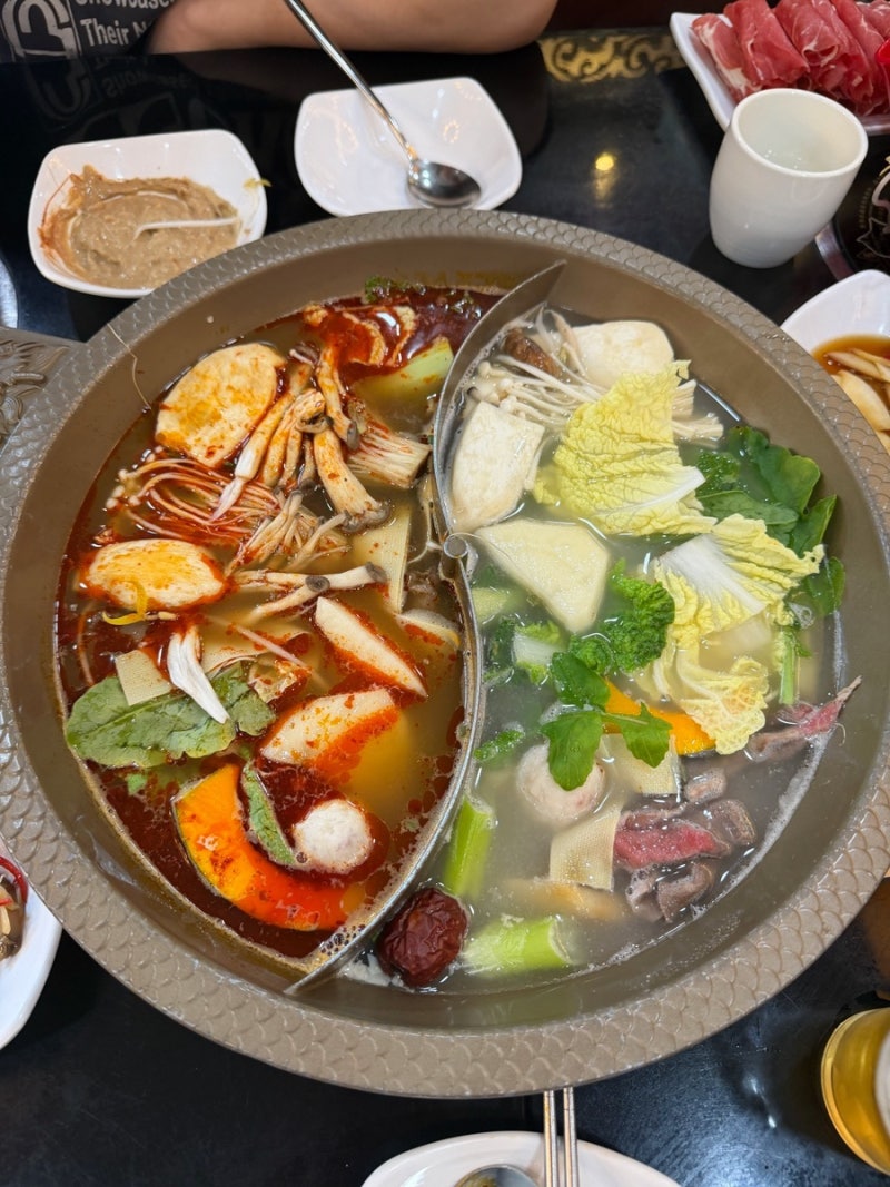 [구파발역 맛집] 황산샤브요리명가 은평점 | 구파발 은평구 훠궈 샤브샤브 꿔바로우 내돈내....
