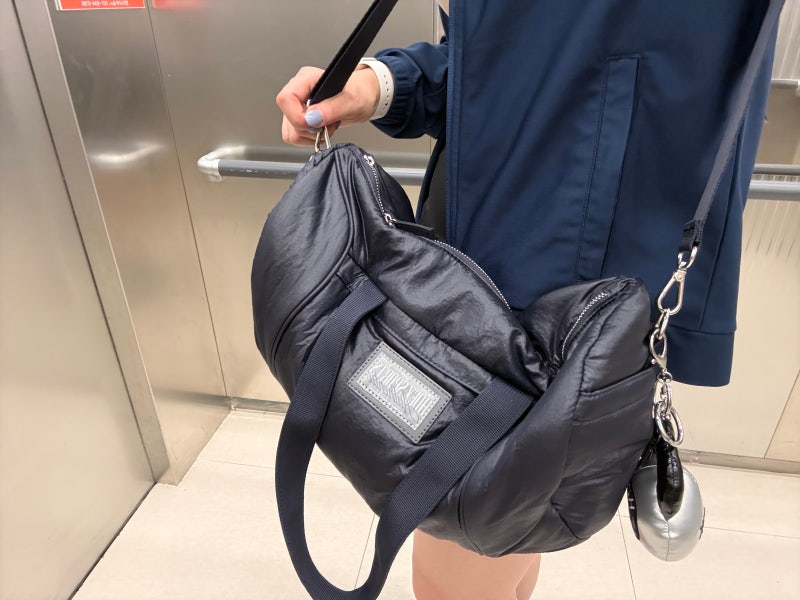여자 헬스가방 에이치덱스 글로시 나일론 더플백 내돈내산