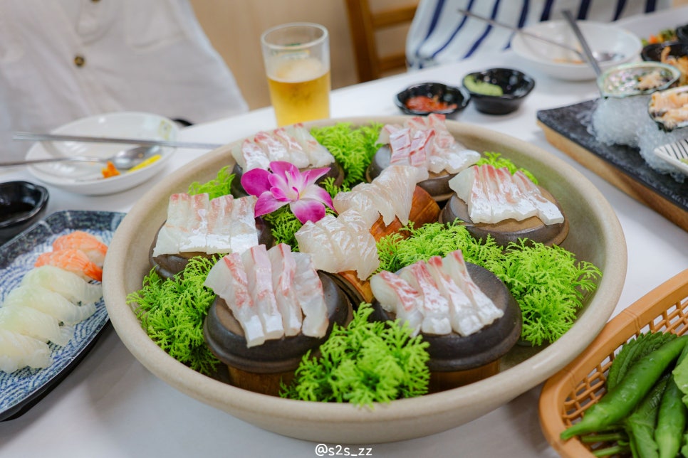 쌍둥이횟집 사진 1