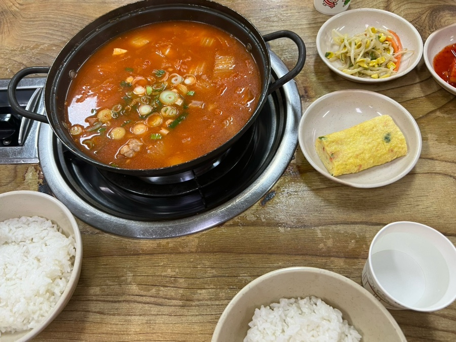 별난돼지김치찌개&뒷고기 사진 2