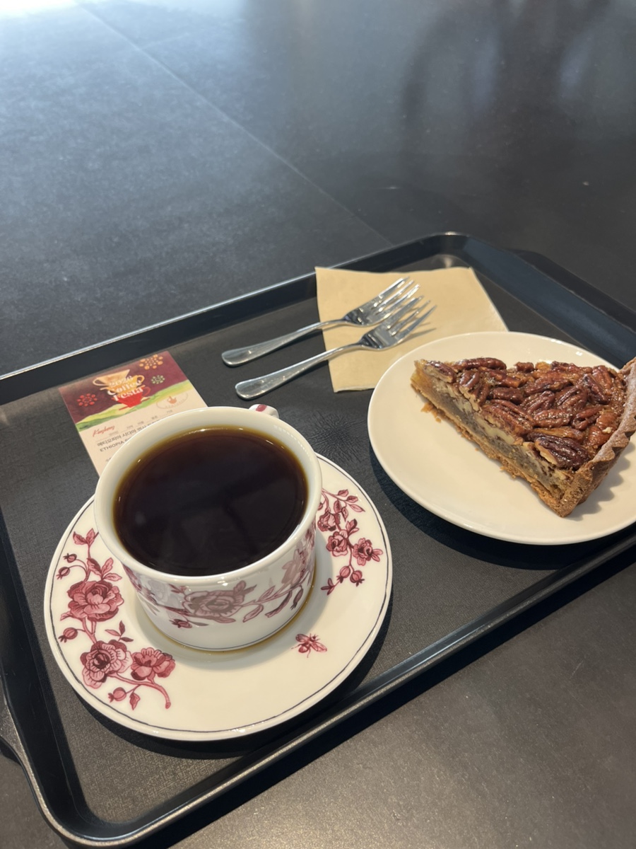 테라로사 강릉신라모노그램점 사진 3