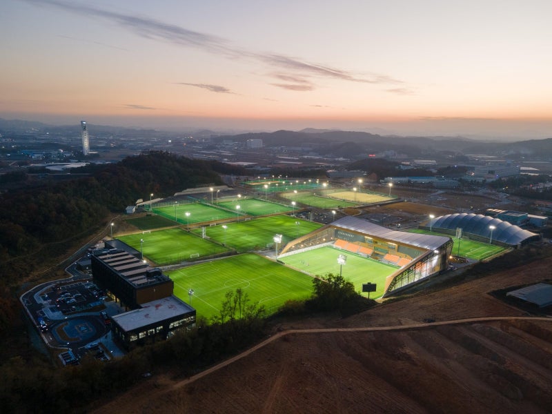 천안 코리아풋볼파크, 8월부터 365일 운영…축구장·풋살장·수영장·헬스장·테니스장 예약방....