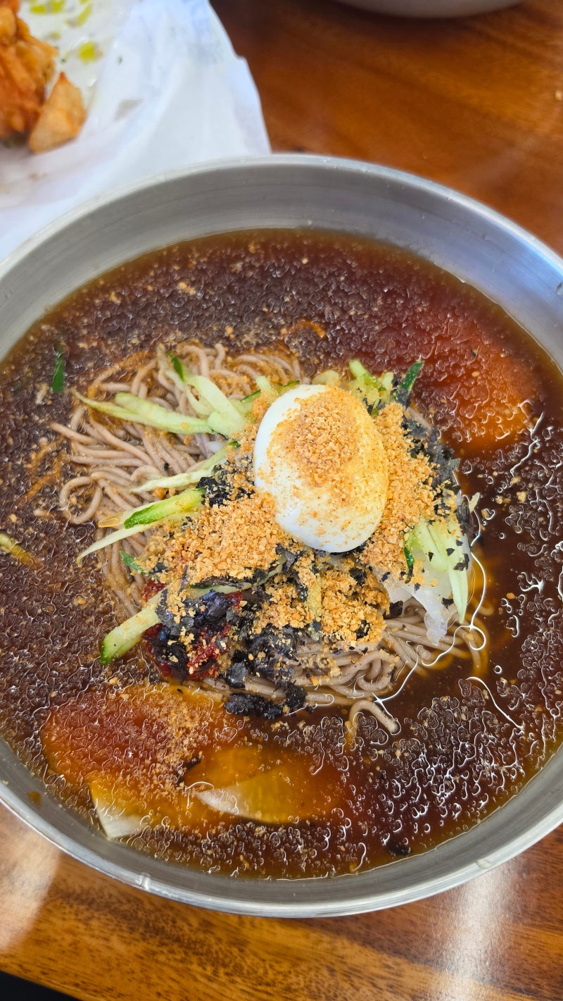 강릉막국수 맛집 '송정메밀막국수' 봉평메밀향 가득 메밀막국수와 바삭한 감자메밀치킨 후....