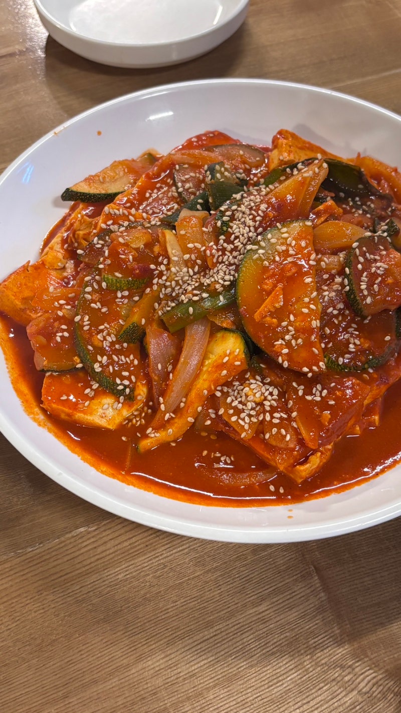 동원칼국수 대전 월평동 두부두루치기 칼국수 현지인 맛집 주말 웨이팅은 어떨까?