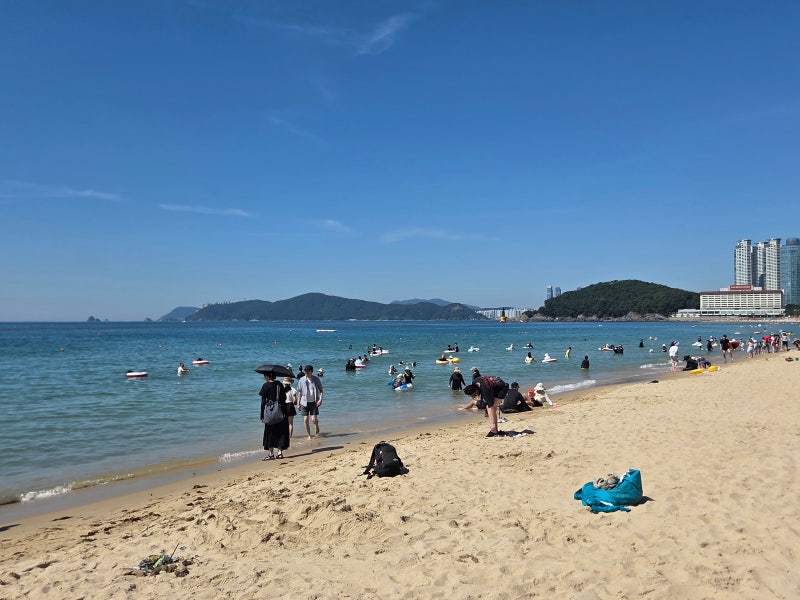 여름 해운대 해수욕장 파라솔 튜브 가격 & 발 씻는곳 위치 꿀팁 공유