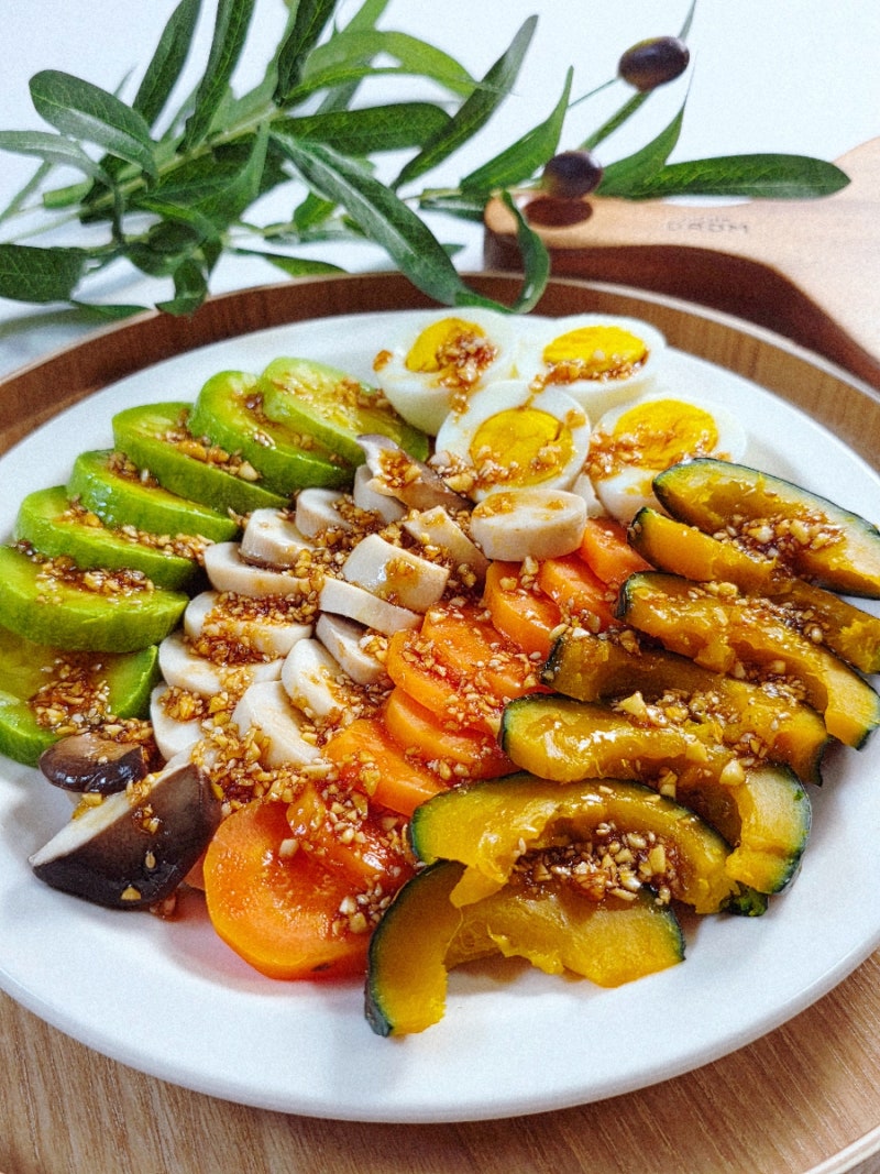 진서연 폭풍 감량할 때 먹었다는 다이어트 야채찜! 소스가 완전 킥, 채소가 이렇게 맛있을 줄....