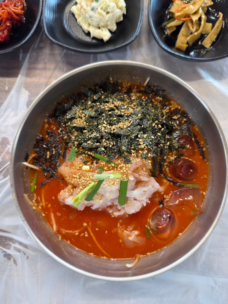 강릉 사천 물회 마을 사천항 주문진 물회 오징어물회 가격 광어물회