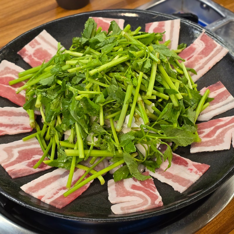 모란역 맛집 미나리풍년쭈꾸미 점심 철판 쭈삼 추천