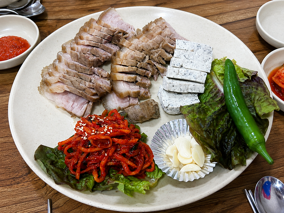 Hongseongkalguksu photo 6