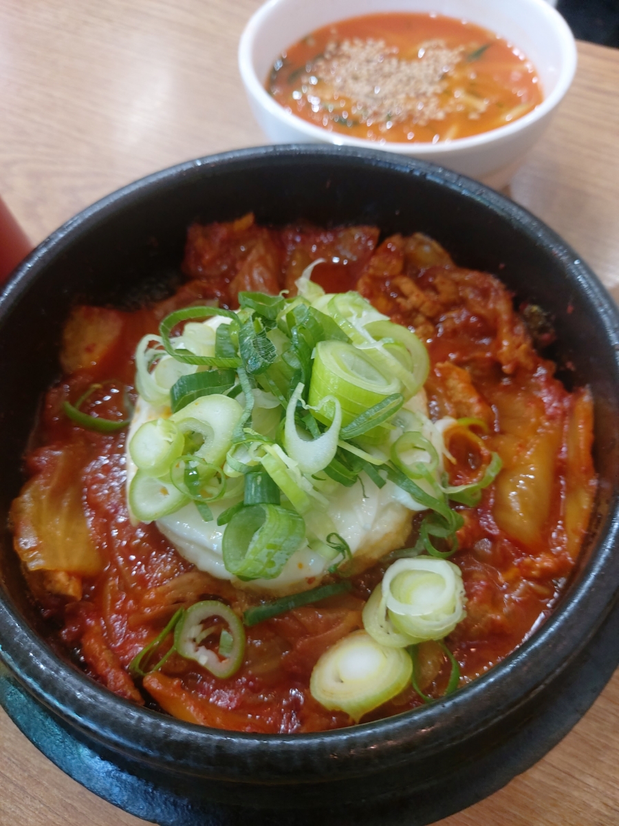 참조은돼지얼큰이해장국 사진