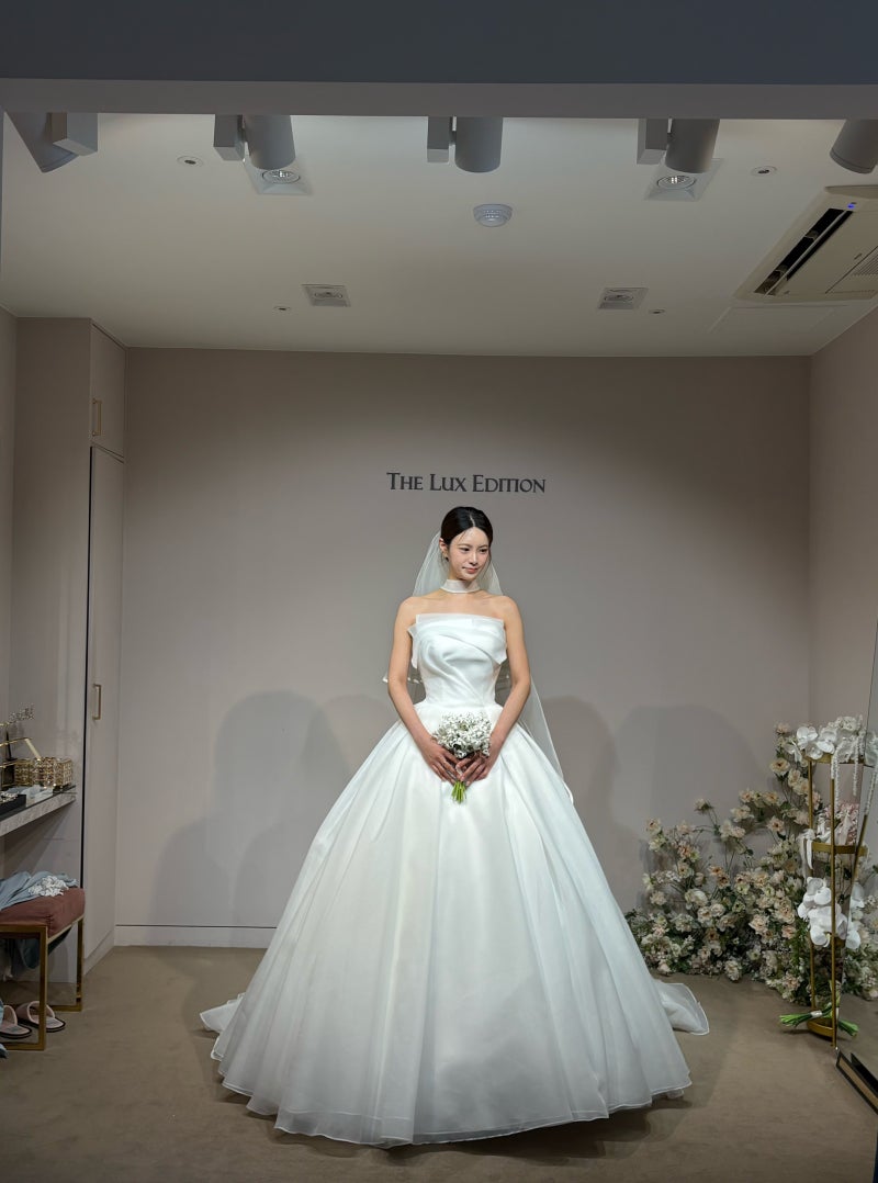 나.. 정말 신부가 되는거야...ㅣ대구 웨딩샵 더럭스에디션 드레스투어 워킹 피팅 후기 ㅣ 실....