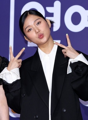 예능 대세가 11년 만에 꺼낸 마이크... 팬들이 "드디어"라고 반응한 이유