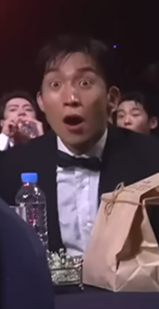 이상이 김고은 대상 반응 세 작품이 불린 뒤 객석에서 더 크게 놀란 친구