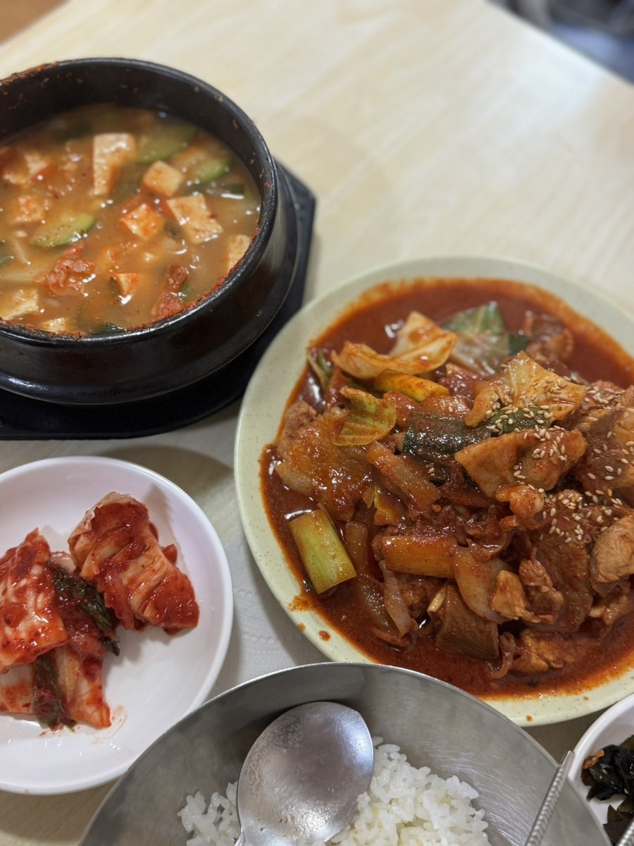 먹돌이식당 사진 6