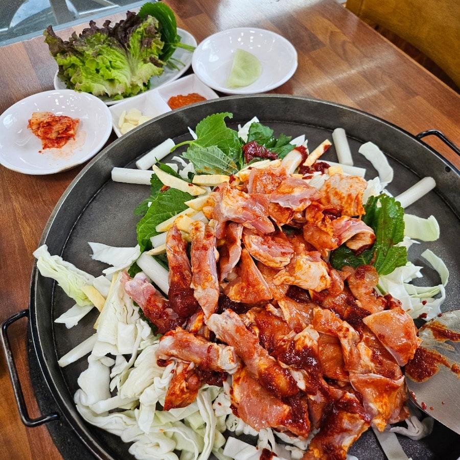 춘천호반닭갈비 용산점 사진 6