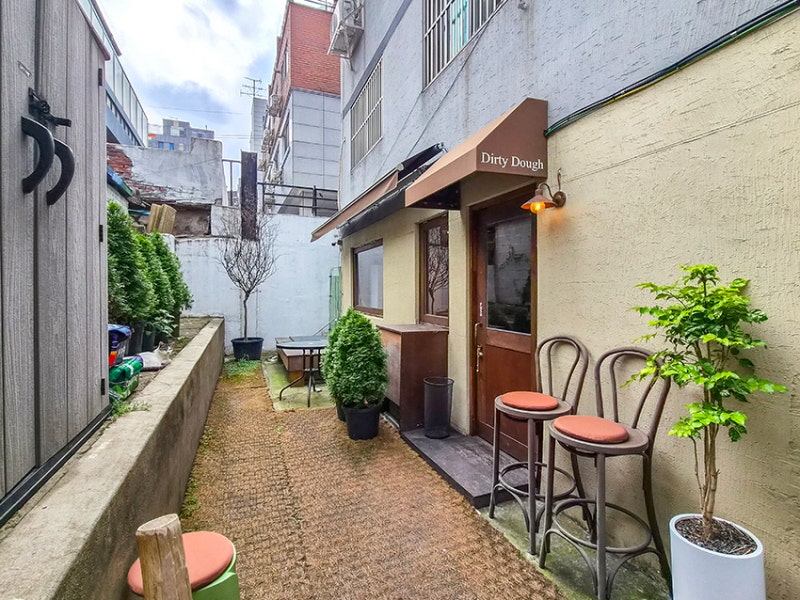 삼각지 용리단길 더티도우 용산점