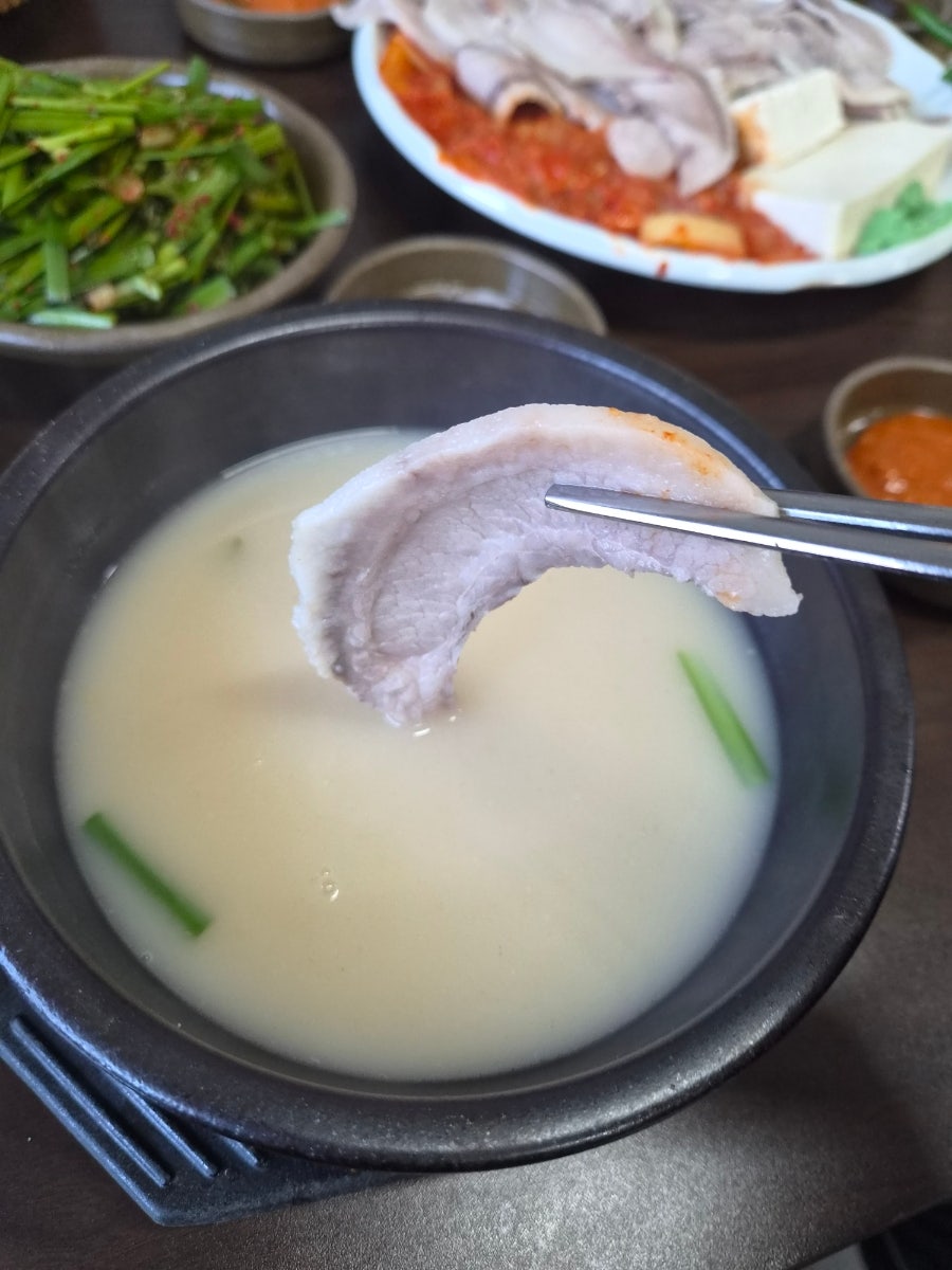 영진돼지국밥 사진 6
