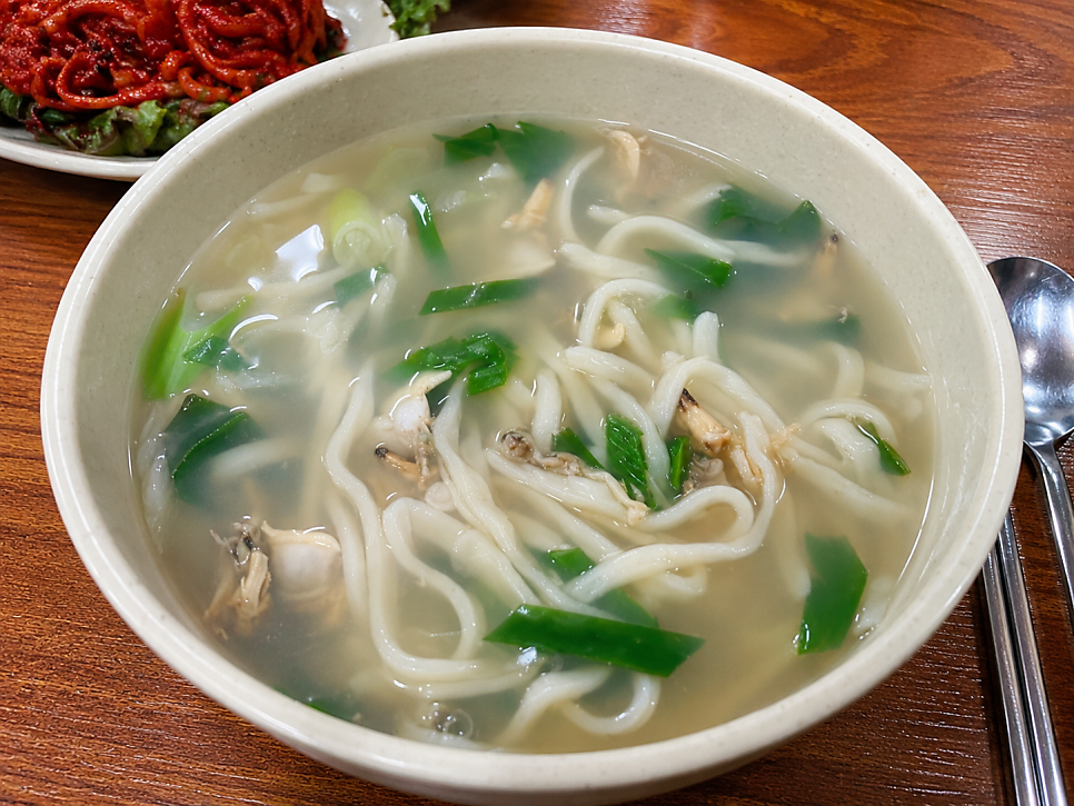 Hongseongkalguksu photo 4