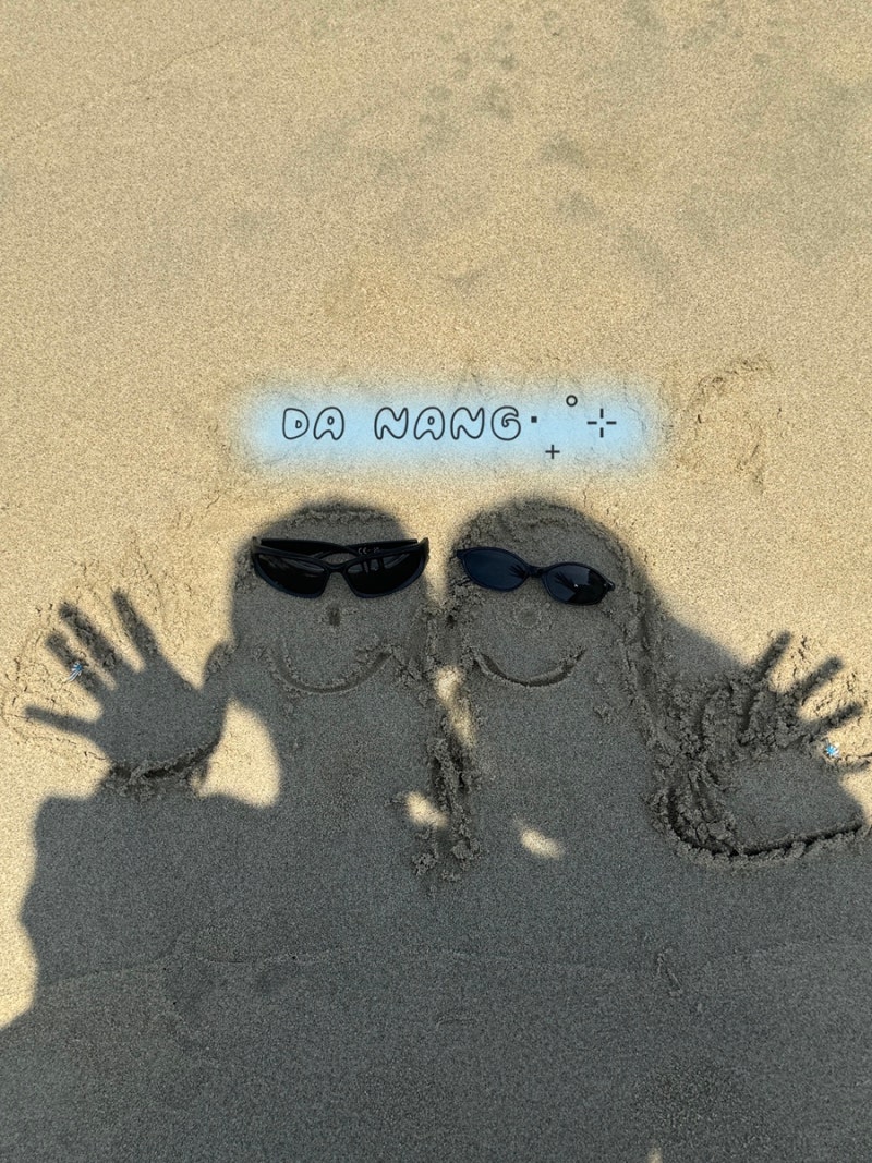 베트남 다낭 2일차 여행 미케비치 미치게하네~ 한시장갔다가 안토이 먹고 호이안 올드타운 ....