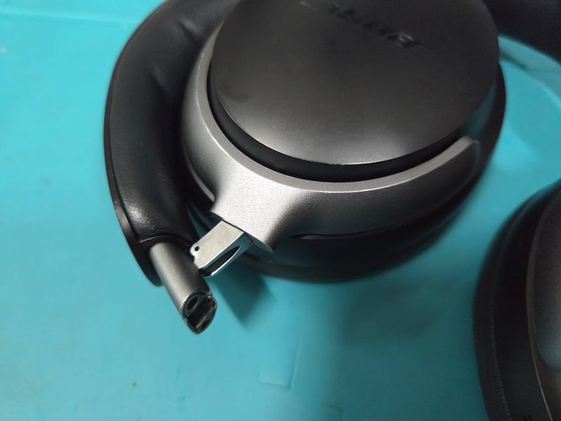 보스 QC 울트라 수리 BOSE QC Ultra 힌지 수리 6 - 보스 헤드폰 택배 수리. 충남 천안시 서북구 불....