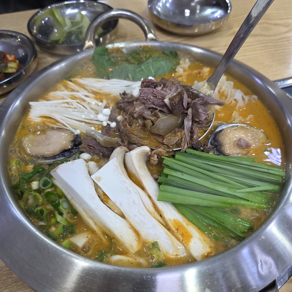 바른흑염소 광주말바우점 사진 3