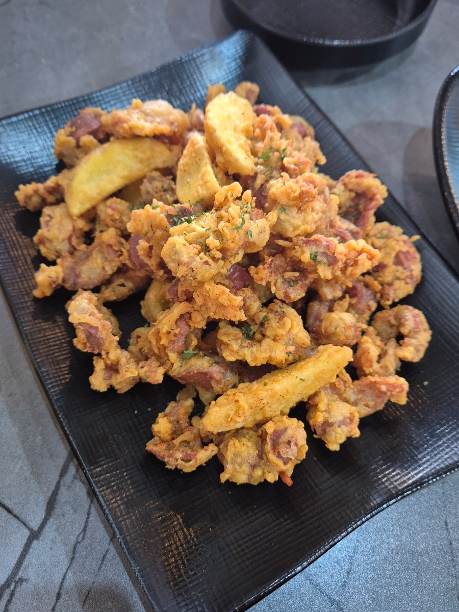 노랑통닭 사동점 사진 4