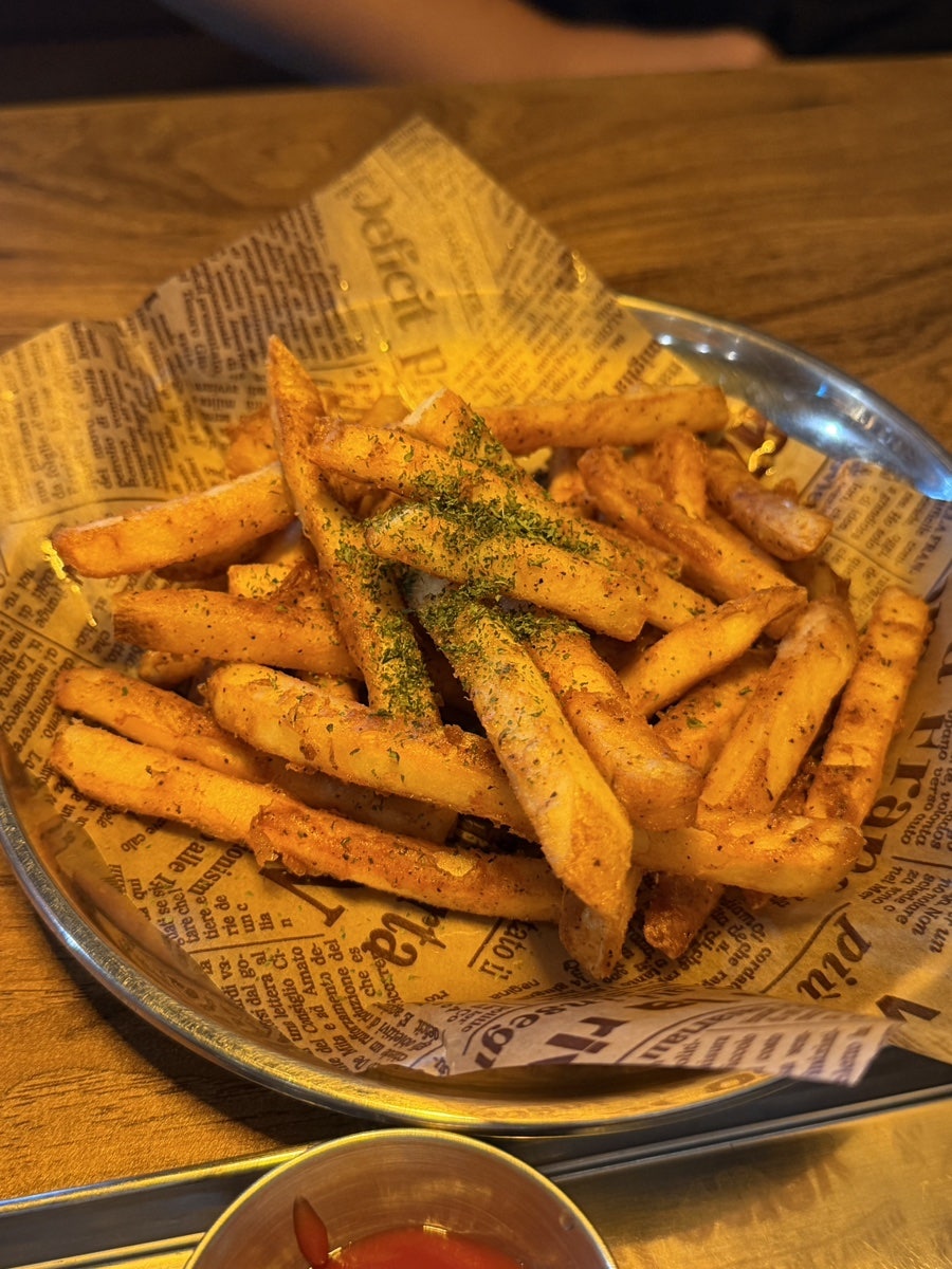 찐이야숯불두마리치킨 대구사월점 사진 2