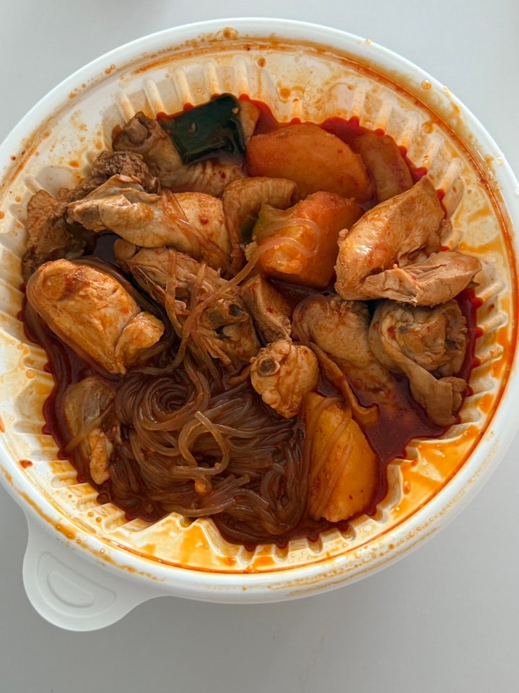 엽기닭볶음탕 칼로리와 기본구성 토핑추천과 초보맛 맵기 후기