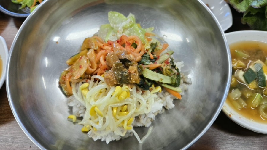 청송보리밥 사진 2