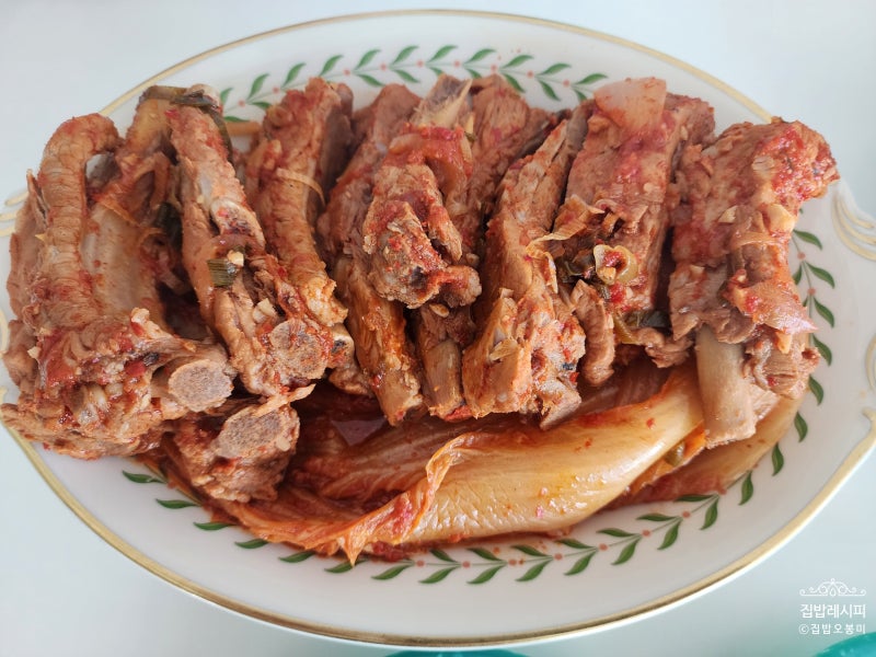 묵은지 쪽갈비 김치찜 황금레시피 잡내 없이 폭싹 익은 묵은지 쪽갈비 김치찜 맛있게 만드는....
