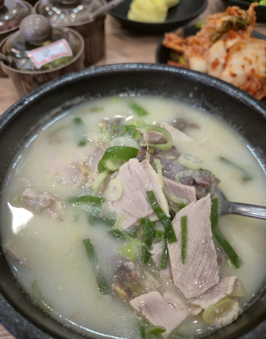 국밥통일 본점 사진 1