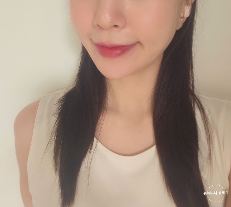 아워글래스 레드제로 립스틱 웜톤 쿨톤 형광등 켜주는 레드립스틱!