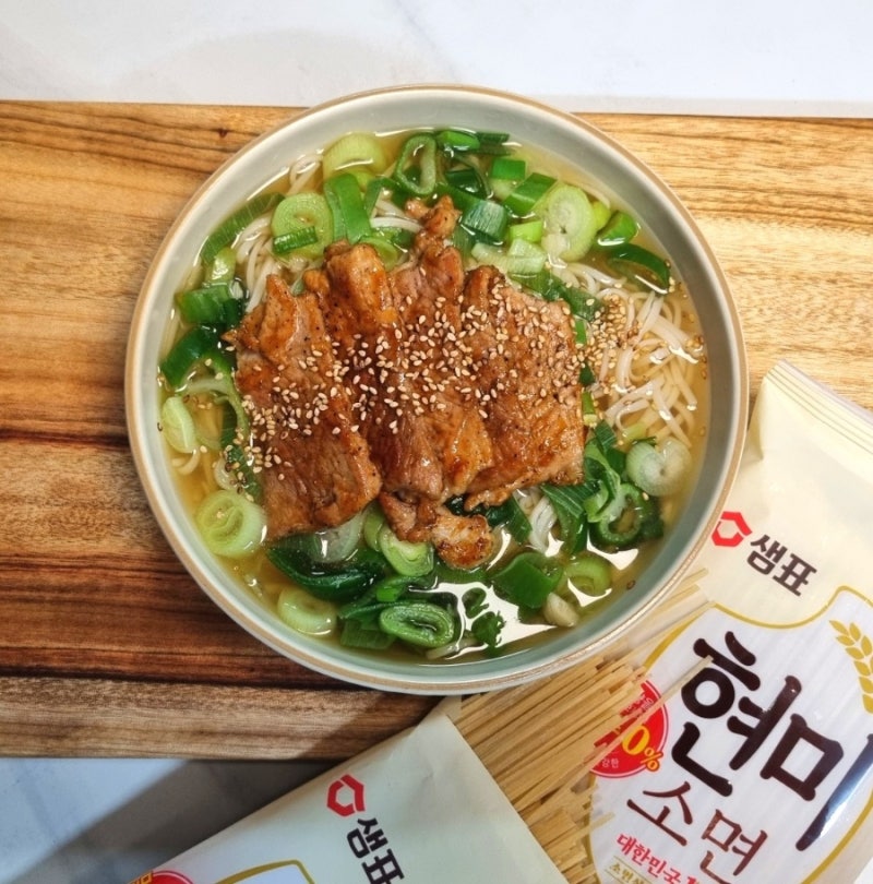 다이어트 면!! 샘표 현미소면으로 든든한 고기국수 만들기