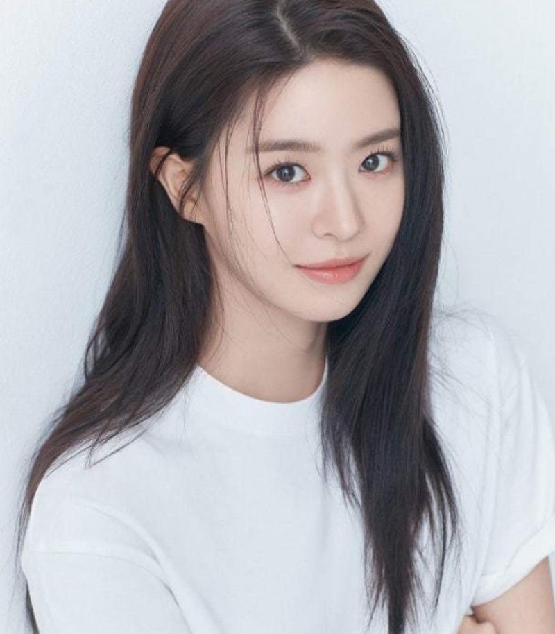무서운 성장세를 보여주는 배우 전소영, 왜 모두가 주목하고 있을까?