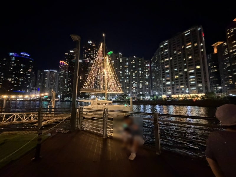 부산 야경의 끝판왕을 보면서 맥주를 즐길 수 있는 부산 더베이 101 핑거스 앤 챗