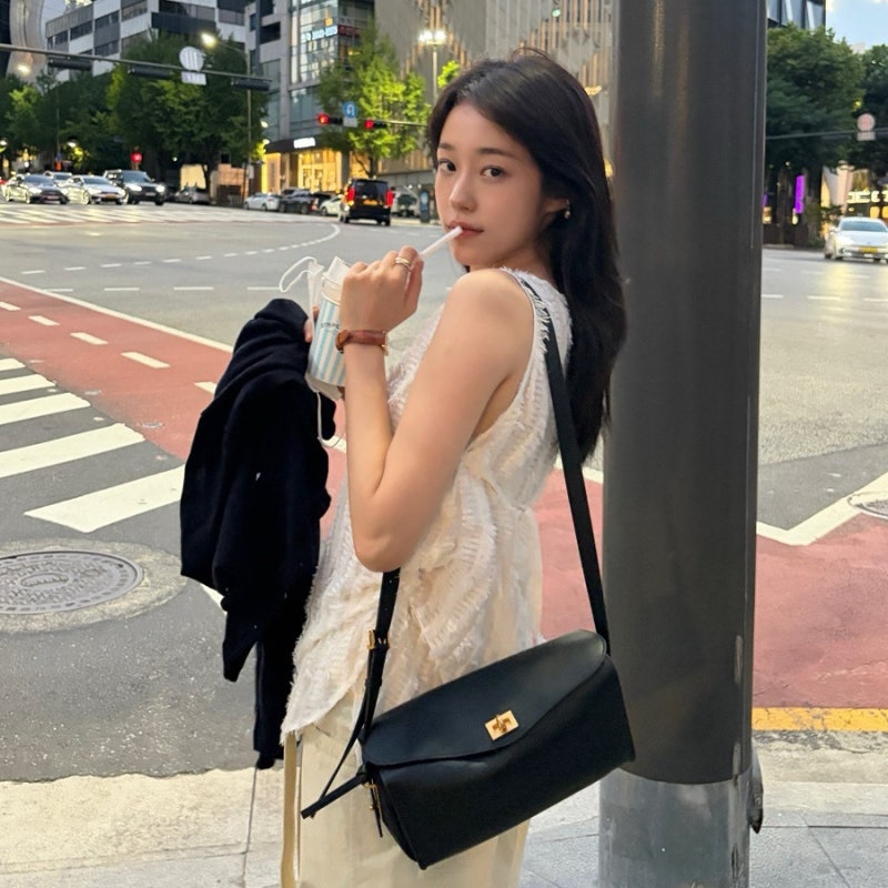 여름 느좋 코디 이대여신 노윤서의 사복 모음