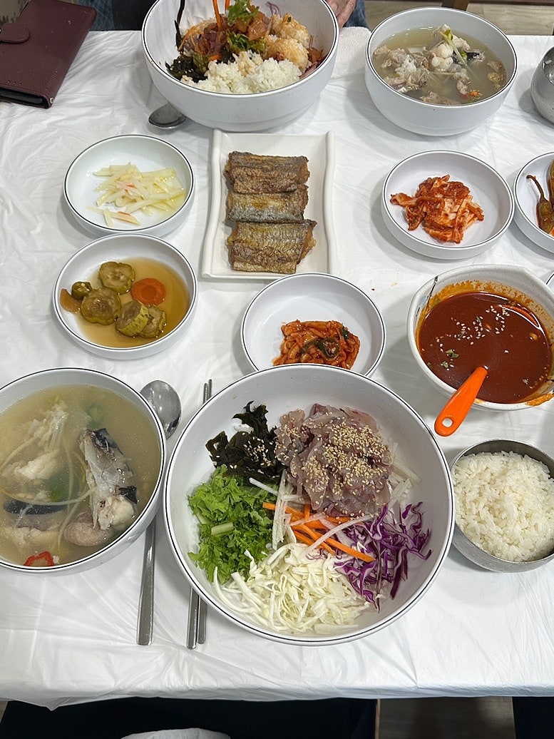 뱃고동횟집 사진 1